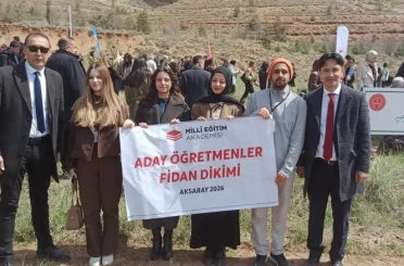 Aksaray’da aday öğretmenler fidanları toprakla buluşturdu 