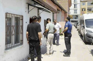 Aksaray’da bir kişi arkadaşı tarafından evinde ölü bulundu 