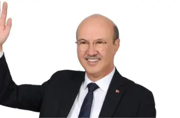Akşehir'in CHP’li başkanı ve 14 meclis üyesi istifa etti