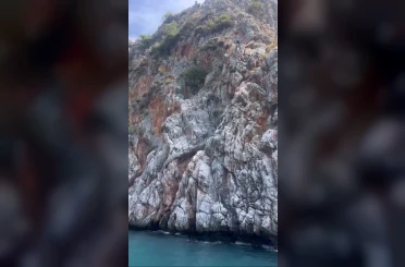 Alanya’da denize ölümüne atlayış 
