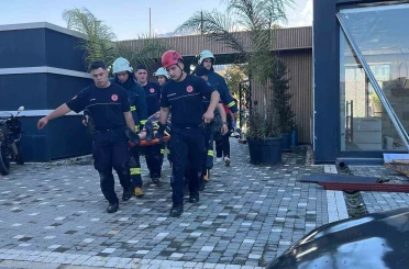 Alanya’da evin asma tavanı çöktü: 2 yaralı 