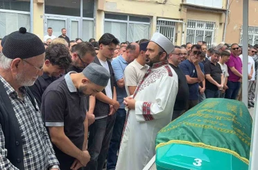 Alanya’daki otel yangınında ölen stajyer öğrenci Kütahya’da son yolculuğuna uğurlandı 