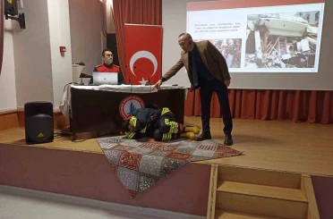 Alaplı’da deprem farkındalığı semineri düzenlendi 