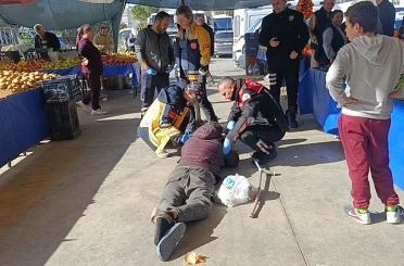 Alkolün etkisiyle pazaryerinde sızdı, vatandaşlar uyandıramayınca polis ve sağlık ekipleri müdahale etti 