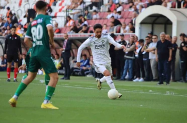 Altaylı Onur Efe, Gaziemir Spor’la anlaştı 