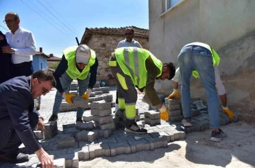 Altıeylül’de üst yapı çalışmaları hız kazandı 