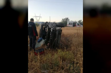 Amasya’da hafif ticari araç kazada savruldu: 4 yaralı 