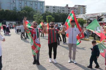 Amed Sportif Faaliyetler’in Süper Lig’e yükselmesi Cizre’de kutlandı 
