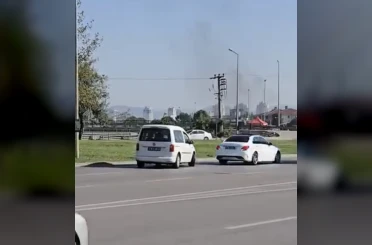 Anayolda geri geri ilerledi, kazaya karıştı olay yerinden böyle kaçtı 