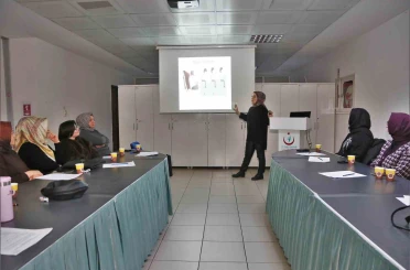 Ankara’da çocuk gelişim merkezi eğitimcilerine yönelik eğitim programı düzenlendi 