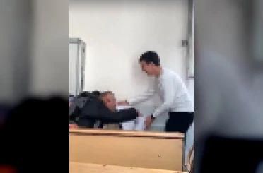 Ankara’da öğretmenleriyle alay edip video çeken öğrencilere verilen cezalar belli oldu 