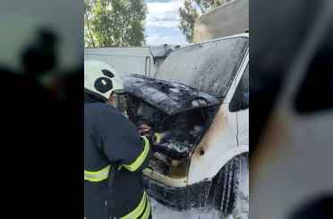 Antakya’da kamyonet yangını 