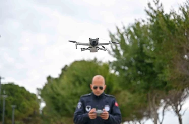Antalya Büyükşehir zabıtasından dronla denetim 