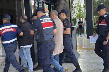 Antalya’da sahte pasaportla 24 milyon liralık arsa vurgunu: 6 gözaltı