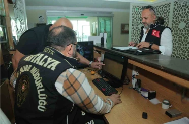Antalya’da konaklama ve araç kiralama firmalarına eş zamanlı denetim 