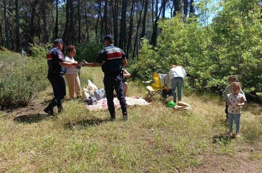 Antalya’da ormanlara girişler yasaklandı, jandarma vatandaşları tek tek uyardı 