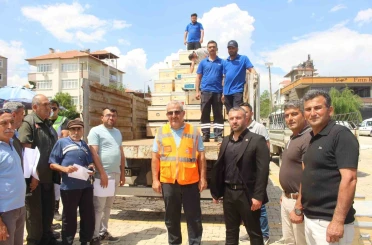 Antalya’nın dört bir yanına arı kovanı desteği 