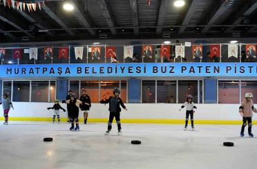 Antalya’nın yaz aylarında serinleten adresi: Dağyakası Buz Pisti 