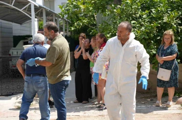 Apartmanı saran kokuyla öldüğü ortaya çıktı 