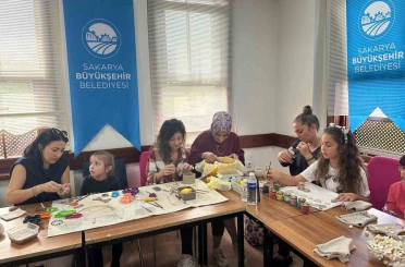 Ara tatil anne-çocuk atölyeleriyle renklendi 