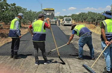 Araban’da sıcak asfalt çalışmaları devam ediyor 