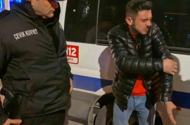 Arabanın içinde bıçaklandı, "Kaçmasaydım beni öldürürdü" dedi 
