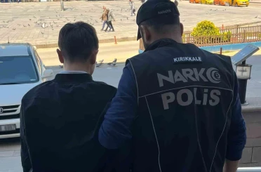 Aracında ve evinde uyuşturucu bulunan şüpheli tutuklandı 