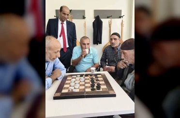 Arıcak’ta dama turnuvası başladı 