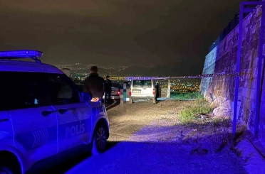Arkadaşına mesaj attıktan sonra tepelik alanda tüfekle intihar etti 