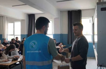 Arnavutköy Belediyesi’nden öğretmenlere 24 Kasım sürprizi 