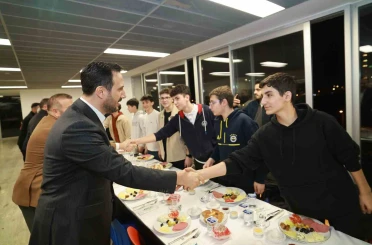 Arnavutköy’de Ramazan coşkusuna AK Parti İstanbul İl Başkanı Abdullah Özdemir eşlik etti 