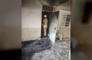 Arsuz’da evin depo bölümünde çıkan yangın söndürüldü 