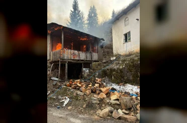 Artvin’de cami lojmanında yangın 