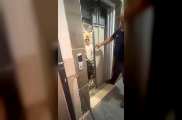 Asansörde mahsur kalan öğrenciyi itfaiye sınava yetiştirdi 