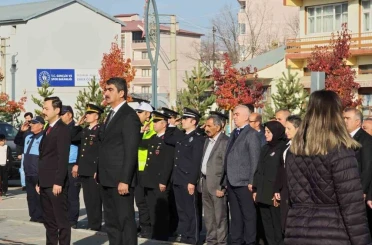 Aşkale’de 10 Kasım’da Atatürk, saygı ve özlemle anıldı 