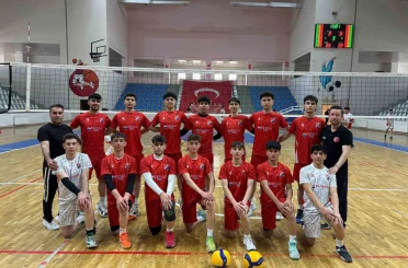 Aşkale’nin gururu oldular, Erzurum GSK yıldız voleybol takımı Türkiye finallerinde 