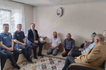 Aslanapa’da şehit aileleri ve gazilere bayram ziyareti 