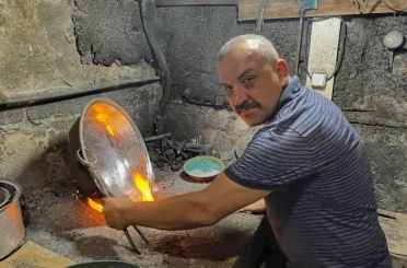 Ata mesleği kalaycılığı 26 yıldır sürdürüyor 
