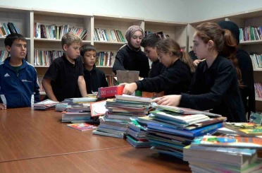 Atakum’da 10 binin üzerinde kitap öğrencilerle buluştu 