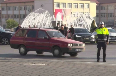 Atatürk, Cumhuriyetin temellerinin atıldığı Sivas’ta da anıldı 