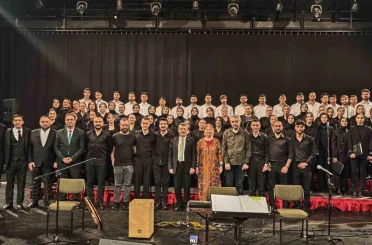 Atatürk Üniversitesi’nde muhteşem konser 