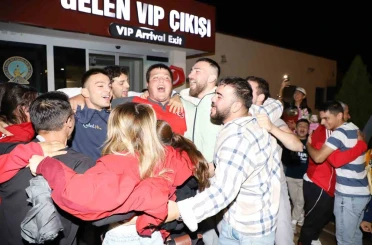Avrupa şampiyonu judocuya Samsun’da coşkulu karşılama 
