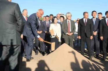 Ayanlar Höyük’te kazı çalışmaları başladı: İlk kazmayı Japon Altes Prensesi Akiko Mikasa vurdu 