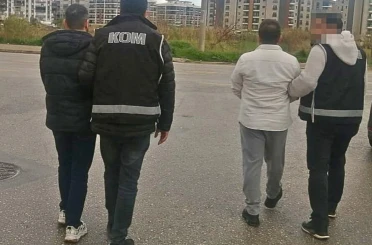 Aydın’da irtikap operasyonu: Seri numaralı alınmış paralarla yakalandılar 