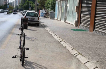 Aydın’daki trafik ve otopark sıkıntısının en önemli nedenlerinden biri denetimsizlik 