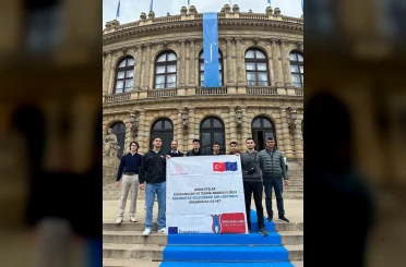 Aydınlı liselilerden elektrikli araç şarj istasyonu alanında uluslararası başarı 