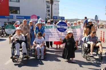 Ayvalık’ta 33. Engelliler Şenliği coşkusu 