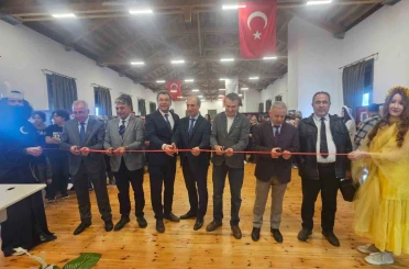Ayvalık’ta Türk mitolojisi sergisine yoğun ilgi 