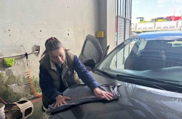 Babaeski’de oto yıkamaya ‘kadın eli’ değdi 