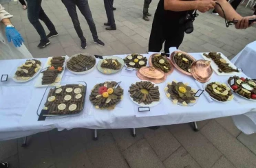 Bağ Bozumu Şenliği’nde sarmalar yarıştı 